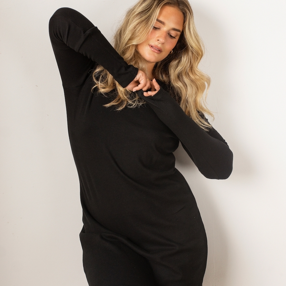Classic Black Long Sleeve Knit Dress